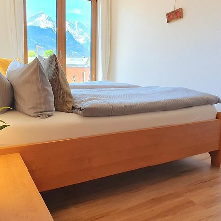 Ferienwohnung Wetterstein ガルミッシュ・パルテンキルヒェン エクステリア 写真
