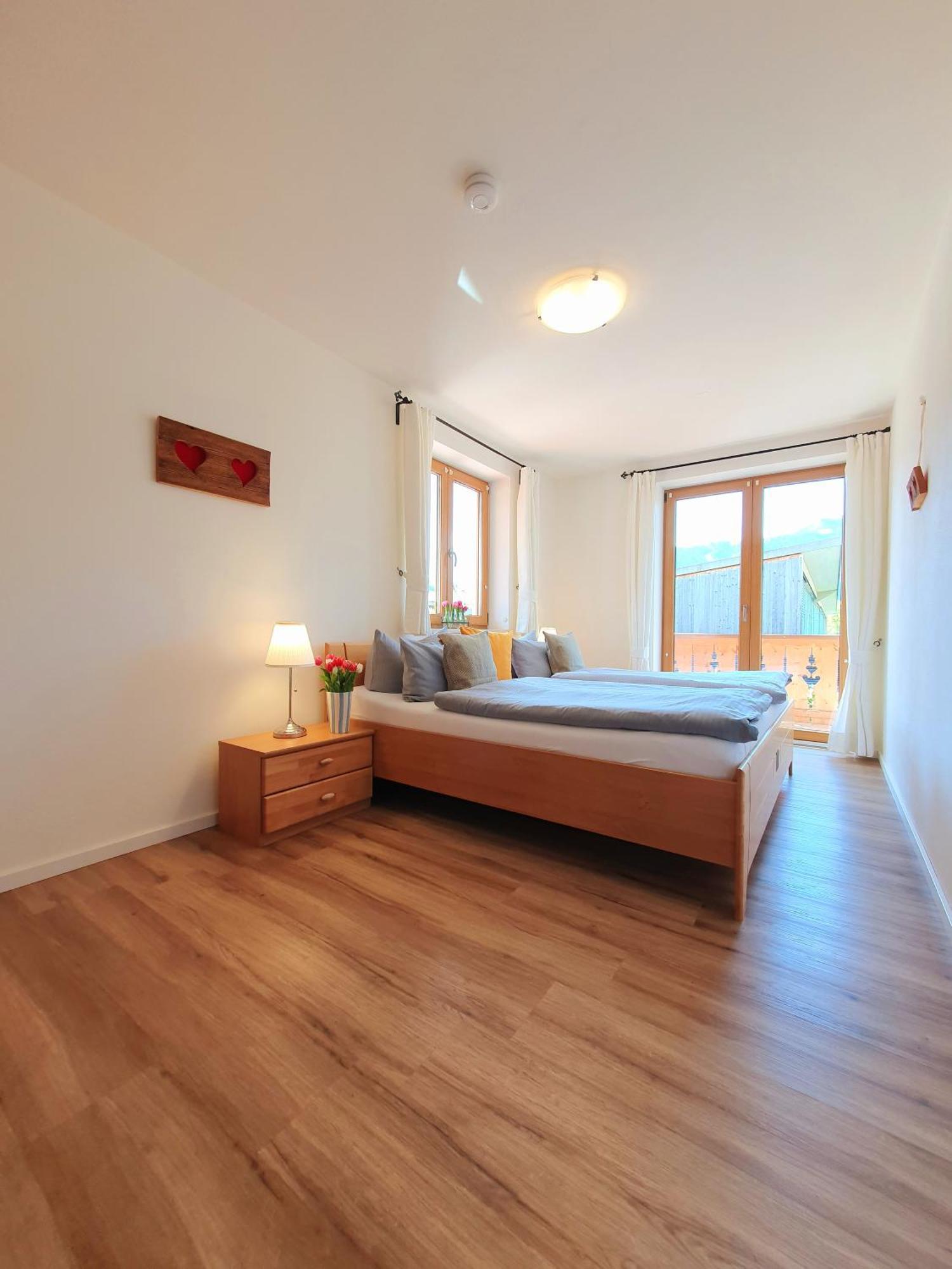 Ferienwohnung Wetterstein ガルミッシュ・パルテンキルヒェン エクステリア 写真